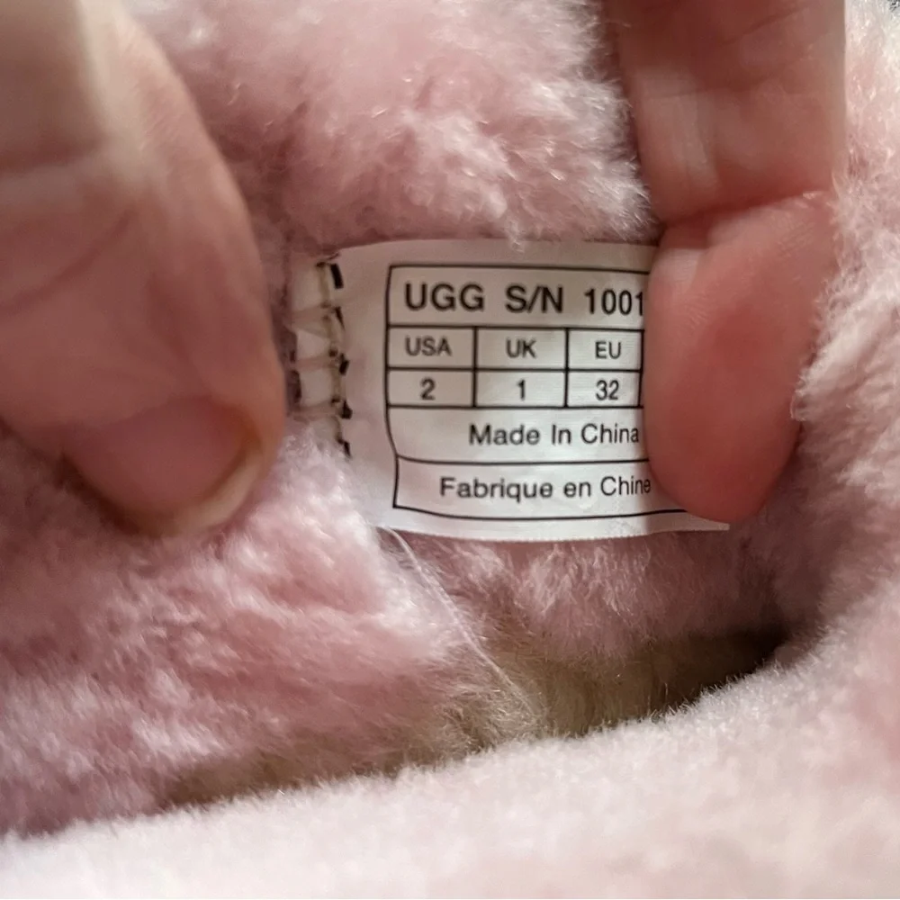 UGGS EUC purple/pink size 2 RARE! - Picture 7 of 8